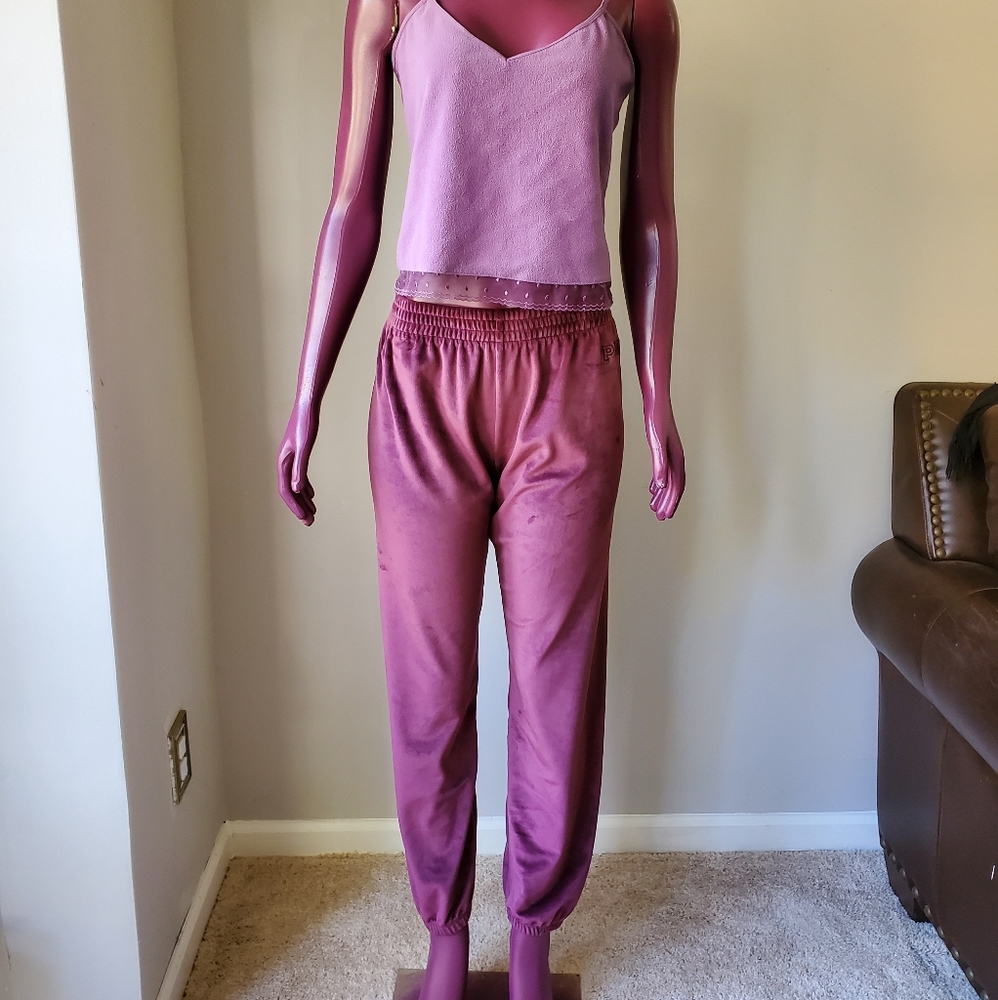 VS PINK Fleece Pajama Set (SOLD)